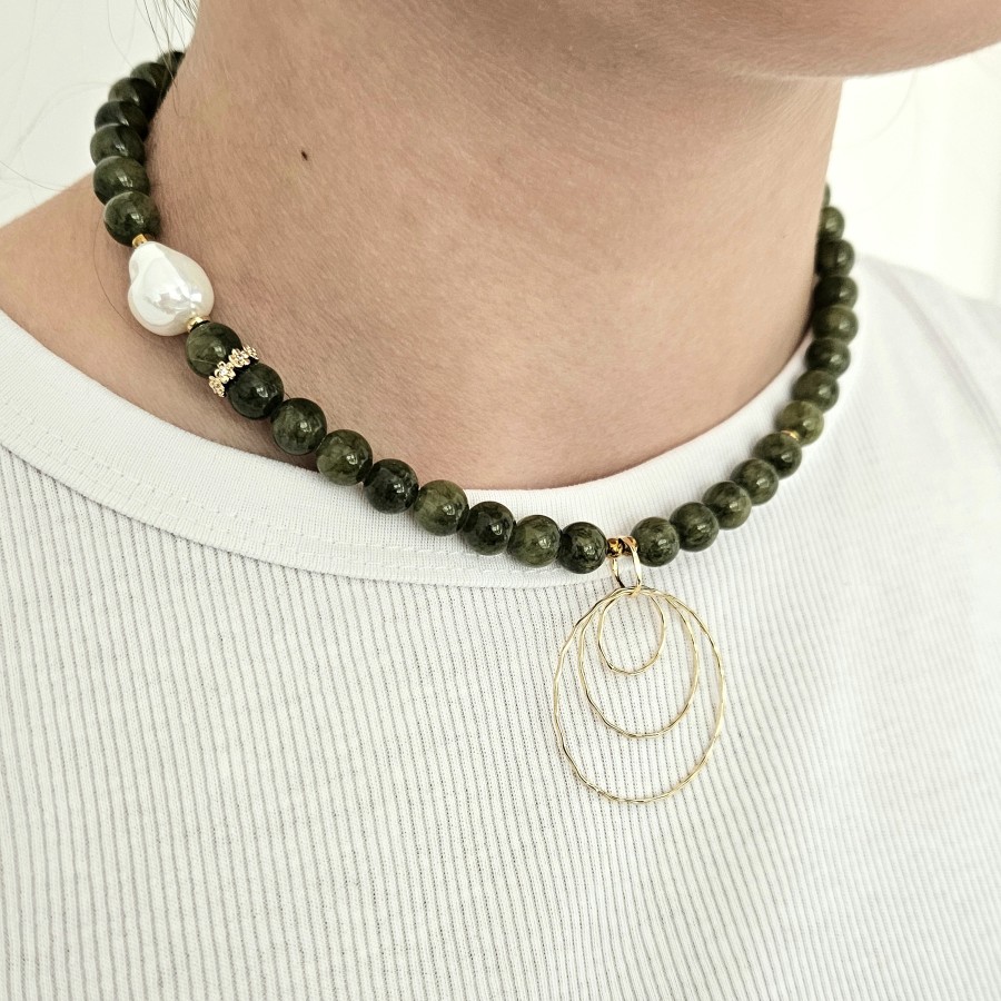 Žadeito Vėrinys su išskirtiniu pakabuku (TMVER10)